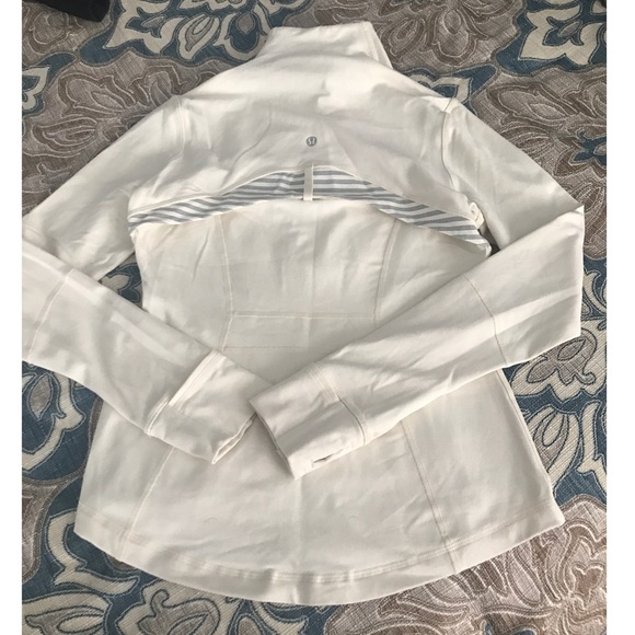 Lululemon Zip Up - Picture 2 of 4